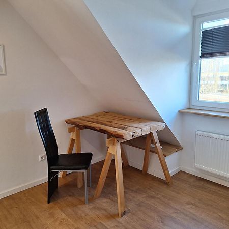Bielefeld Zentral Komplette Fewo, 4 Schlafbereiche Bis Zu 8 Personen Exterior photo