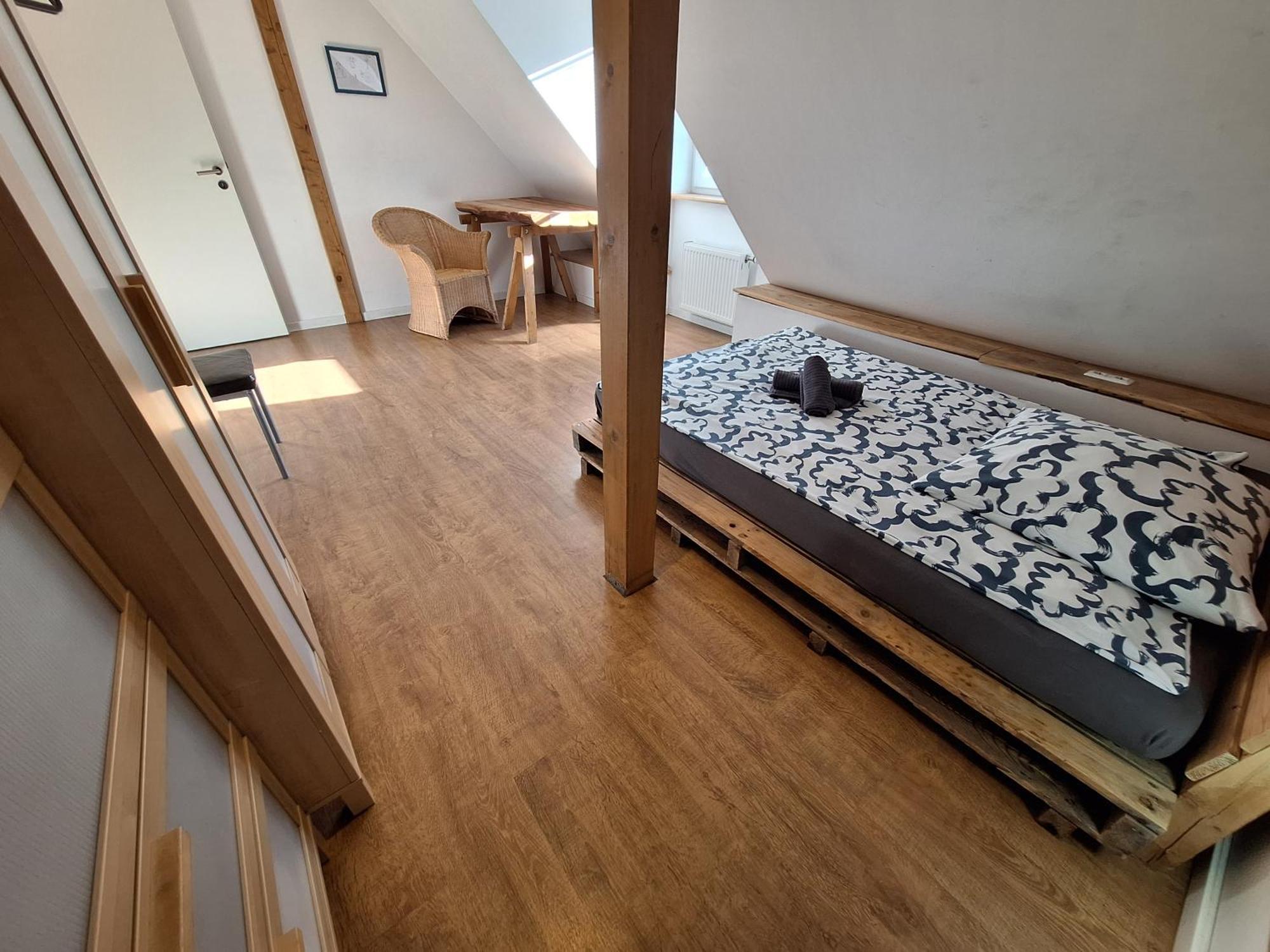 Bielefeld Zentral Komplette Fewo, 4 Schlafbereiche Bis Zu 8 Personen Exterior photo
